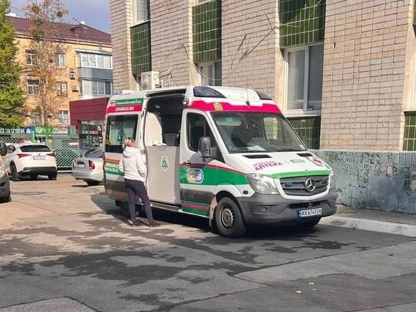 Ліки на колесах у великому місті: де межа допустимого?